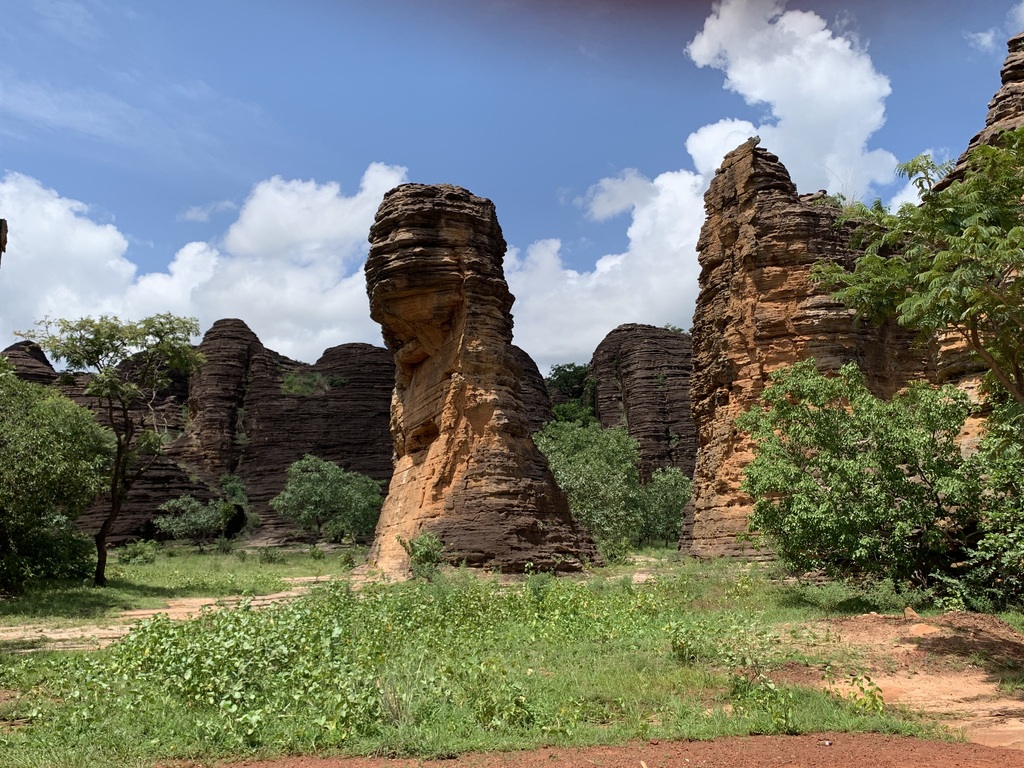 Photo by (c) Wikipedia Dramatic sandstone formations.(c) photography by Remo Kurka, Burkina Faso